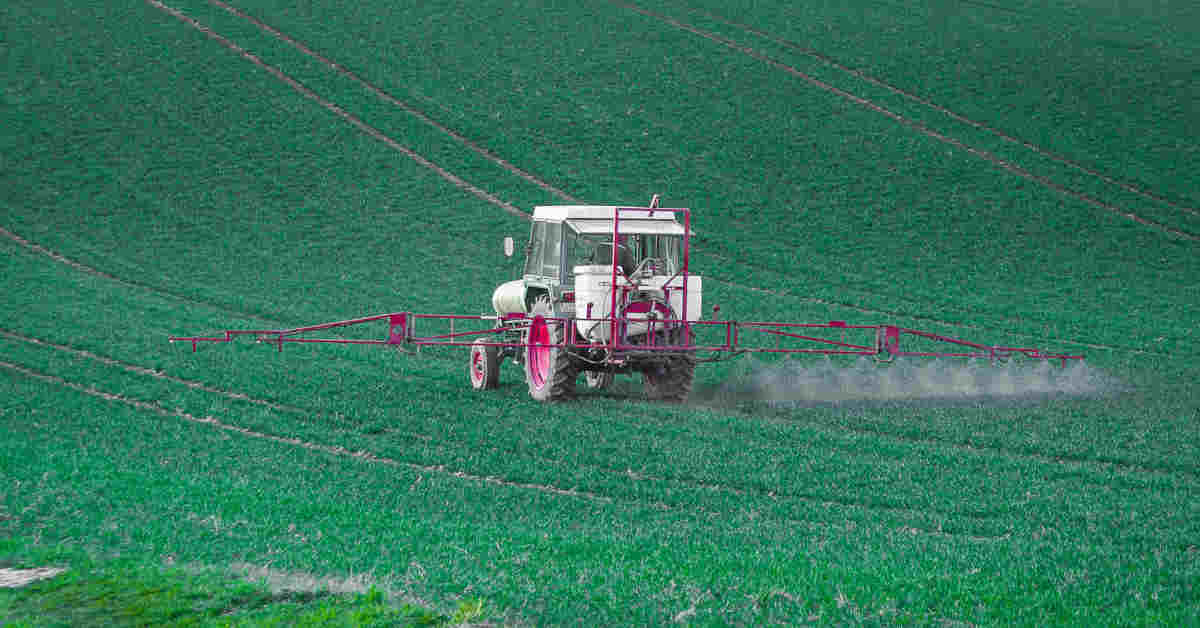 autoveicolo per l'applicazione di pesticidi