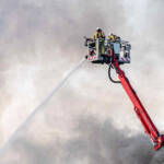 VdF in azione con pompe su braccio meccanico